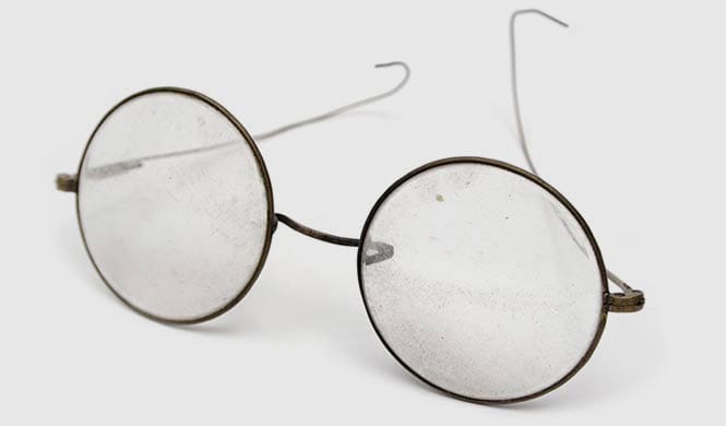 Ohrenbrille